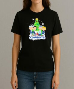 Dallas-Cowboys-X-The-Peanuts-Christmas-2025-Shirt Womentee