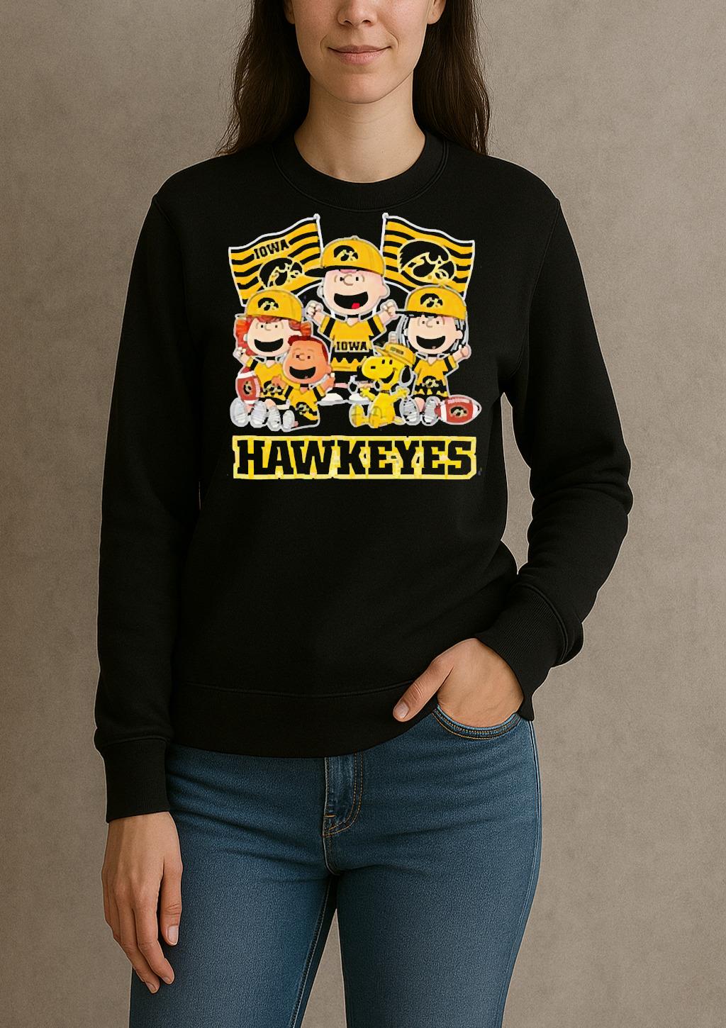 Iowa Hawkeyes Shop Snoopy Charlie Brown And Friends Hawkeyes Flags T Shirt sweater