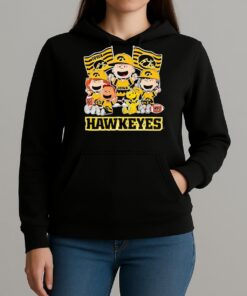 Iowa Hawkeyes Shop Snoopy Charlie Brown And Friends Hawkeyes Flags T Shirt Unihoodie