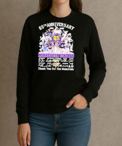 Minnesota Vikings 65Th Anniversary 1960 2025 Thank You For The Memories Skyline Signatures Shirt sweater