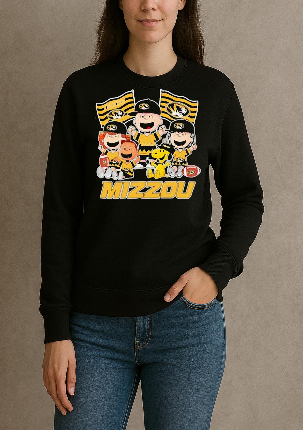 Missouri Tigers Shop Snoopy Charlie Brown And Friends Tigers Flags T Shirt sweater