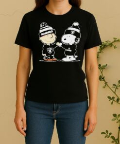 Official Los Angeles Raiders Snoopy And Charlie Brown Best Friends Women Shirt