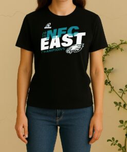 Official Philadelphia Eagles 2025 Nfc East Division Champions Conquer Women Shirt