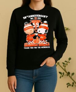 Officials Charlie Brown Fist Bump Snoopy 59Th Anniversary 1967 2026 Cincinnati Bengals Thank You For The Memories Skyline Sweater
