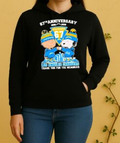 Officials Charlie Brown Fist Bump Snoopy 67Th Anniversary 1959 2026 Los Angeles Chargers Thank You For The Memories Skyline Unisex Hoodie
