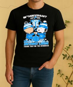 Officials Charlie Brown Fist Bump Snoopy 96Th Anniversary 1930 2026 Detroit Lions Thank You For The Memories Skyline Shirt