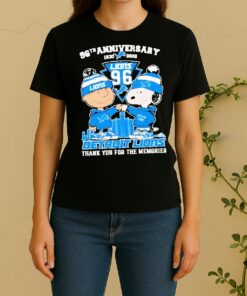Officials Charlie Brown Fist Bump Snoopy 96Th Anniversary 1930 2026 Detroit Lions Thank You For The Memories Skyline Women Shirt
