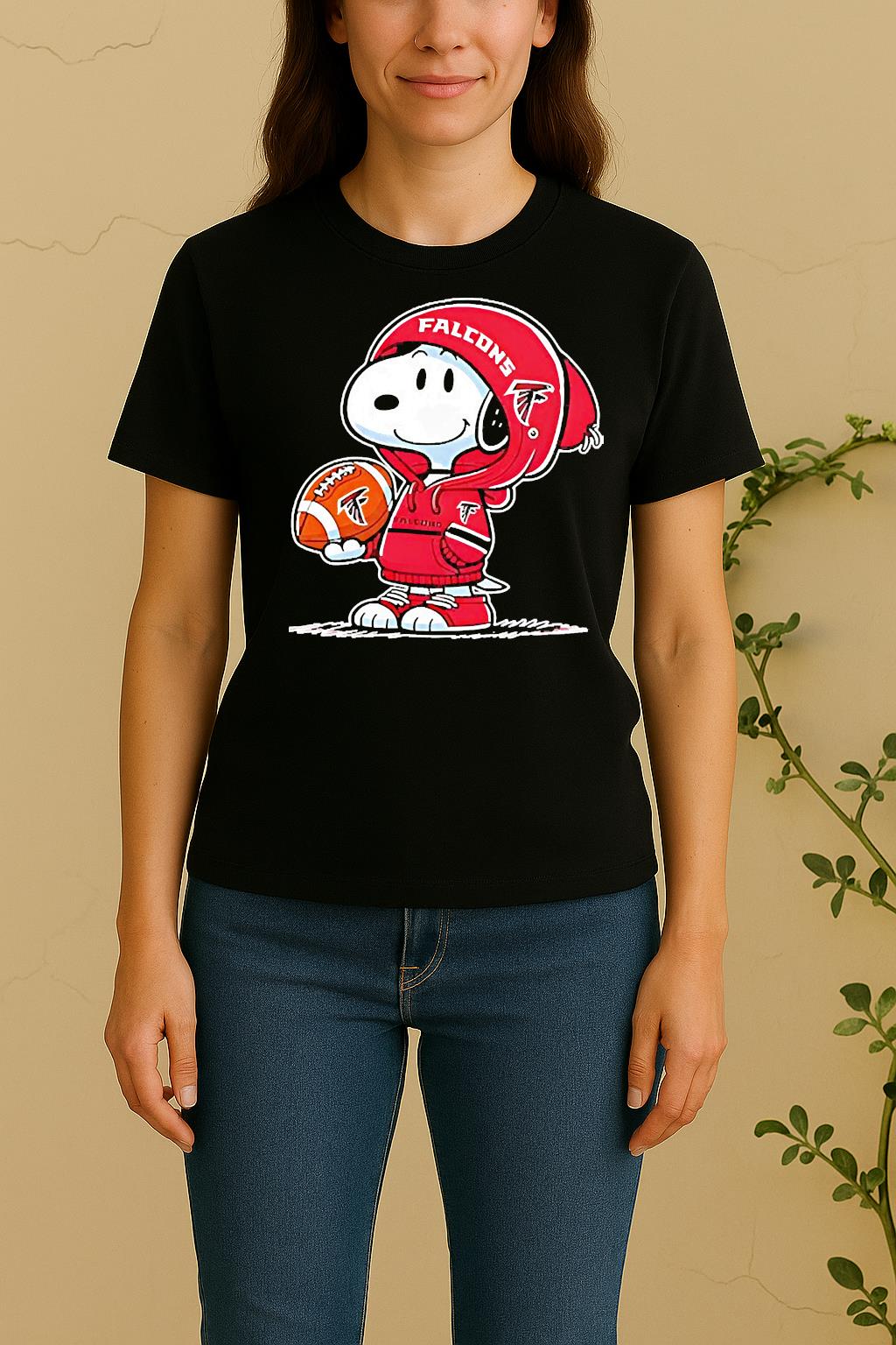 Snoopy Wears Atlanta Falcons Football Women Shirt