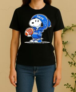 Snoopy Wears Indianapolis Colts Football Women Shirt
