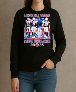 Treveyon Henderson Stefon Diggs And Drake Maye New England Patriots A New Era Begins 2025 Signatures sweater