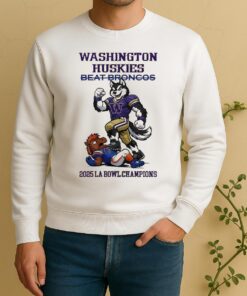 Washington Huskies Beat Broncos Ncaa 2025 La Bowl Champions MascosSweater