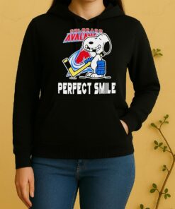 Official Colorado Avalanche Hockey Snoopy Perfect Smile Unisex Hoodie
