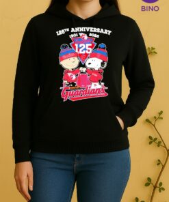 Officials Charlie Brown Fist Bump Snoopy 125Th Anniversary 1901 2026 Cleveland Guardians Skyline Unisex Hoodie